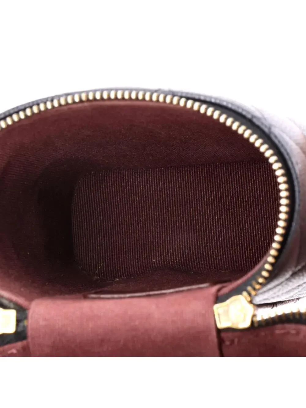 Chanel Classic Vanity Phone Holder With #287582C26B